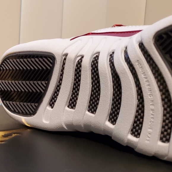 Air Jordan 12 “Twist” Color: White/University Red-BlackStyle Size: 5Y = 6.5 WMNS - Picture 15 of 15